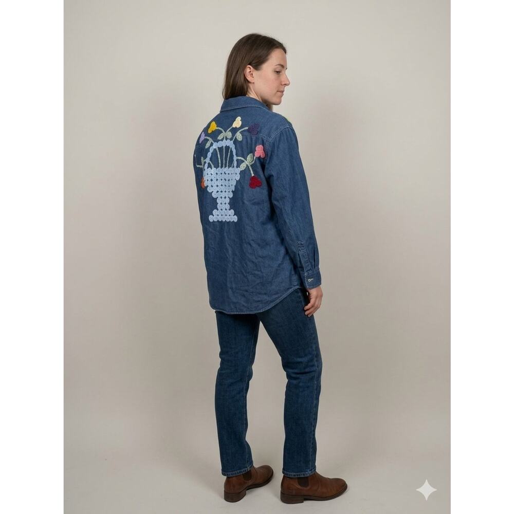 Western Country Collection Denim Button Up Shirt Jacket Women’s M Floral...